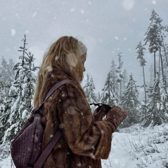 MANDRN Woven Evra Tote - Burgundy Shoulder Bag/ backpack - Picture 11 of 15